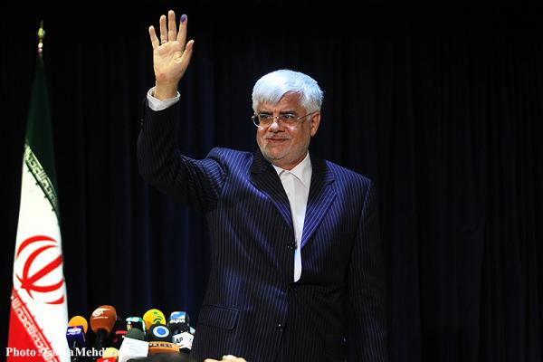 انتخابات ریاست جمهوری؛ معرفی محمد رضا عارف